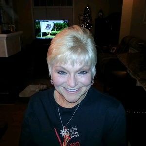 Meet your Posher, Toni